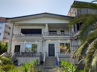 ویلا با استخر لب دریا محمودآباد