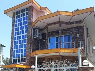 ویلا با استخر سرپوشیده رامسر