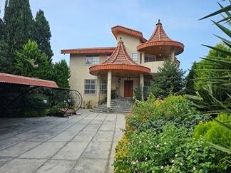 ویلا استخر دار جنگلی در نوشهر