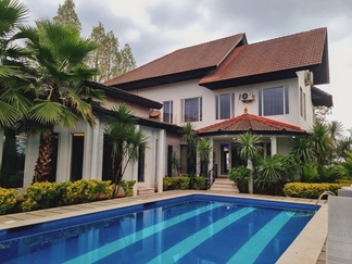 اجاره ویلا استخر آبگرم در فومن