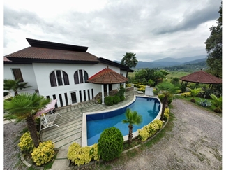 ویلا استخر آبگرم در فومن گیلان