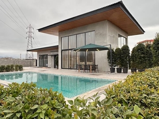 ویلا استخر روباز آبگرم نزدیک رامسر