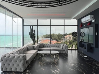 اقامتگاه رو به دریا با جکوزی دریاکنار