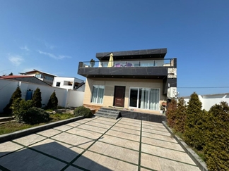 ویلا با استخر و جکوزی محمودآباد