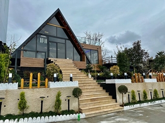 کلبه چوبی با استخر و جکوزی رامسر