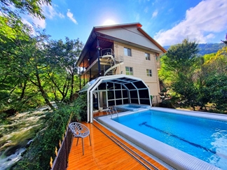 ویلا با استخر لب رودخانه ماسال