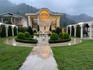 ویلا با استخر و جکوزی در قلعه رودخان