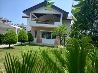 ویلا استخر روباز آبگرم نوشهر