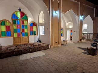 اقامتگاه بومگردی دیار نون نجف آباد