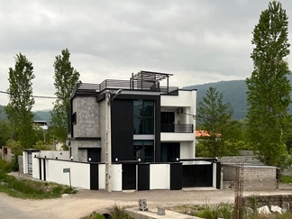 اجاره ویلا با استخر نزدیک نمک‌آبرود