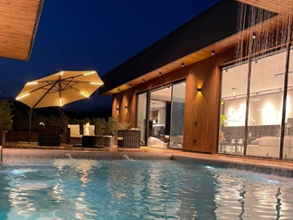 اجاره ویلا با استخر روباز آبگرم رودهن