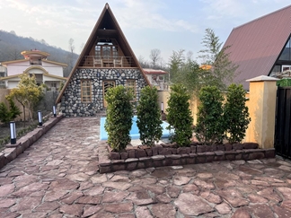 کلبه جنگلی جاده دوهزار استخردار