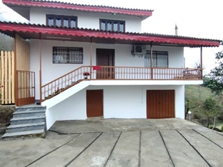 اجاره ویلا جنگلی با استخر روباز رامسر