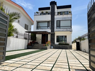 ویلا استخردار لوکس در نوشهر