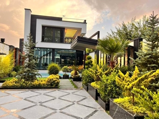 ویلا دوبلکس مدرن استخر آبگرم کردان