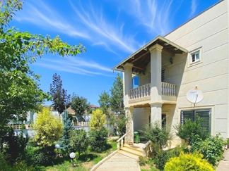 اجاره ویلا کلاردشت با استخر روباز