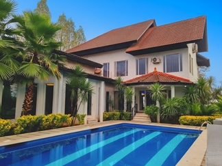 اجاره ویلا استخر آبگرم در فومن