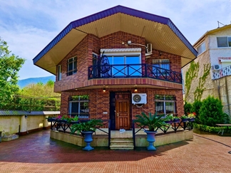 ویلا باغ استخر روباز نوشهر سیسنگان