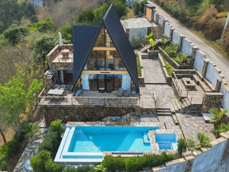 اجاره کلبه سوئیسی چوبی رامسر