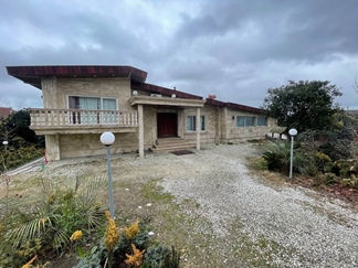 ویلا با استخر جکوزی رامسر اربکله