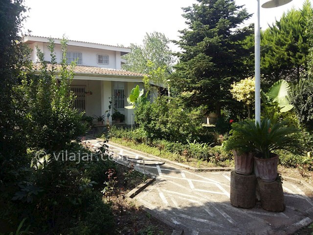 عکس شماره 104387 - اجاره ویلای دربست حیاط دار - 
