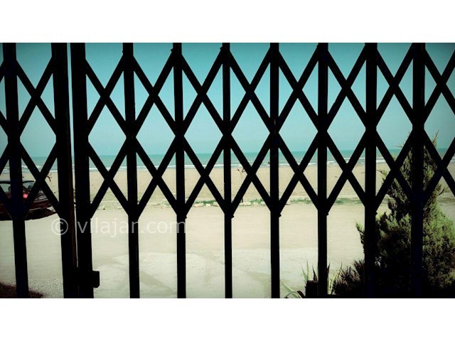 عکس شماره 105349 - اجاره سوئیت چسبیده به دریا -