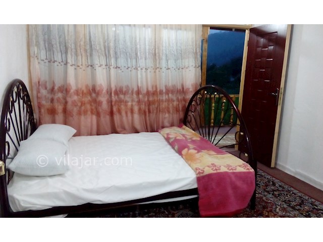 عکس شماره 130553 - اجاره ویلا در قلعه رودخان - اتاق خواب طبقه بالا که ویوی خیلی زیبایی دارد