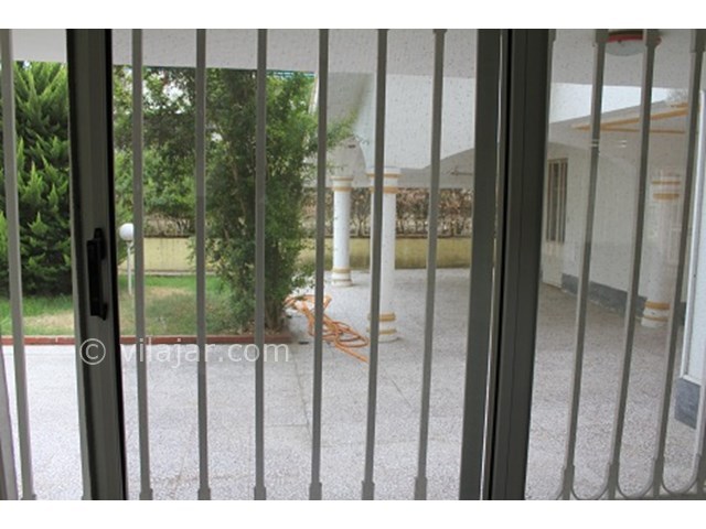 عکس شماره 15859 - اجاره ویلا دریاکنار ساحلی - 