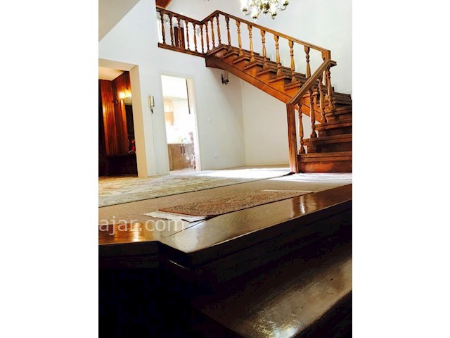 عکس شماره 186031 - اجاره ویلای دربست حیاط دار - 