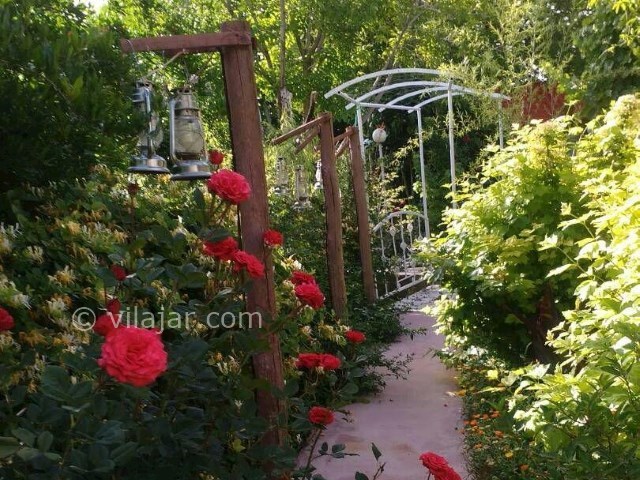 عکس شماره 207119 - اقامتگاه بومگردی باغ گلها - 