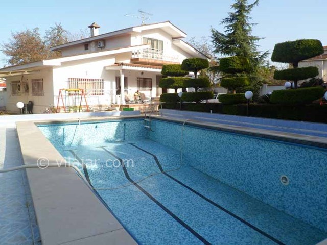 عکس شماره 2079 - اجاره ویلا با استخر روباز در رامسر - 