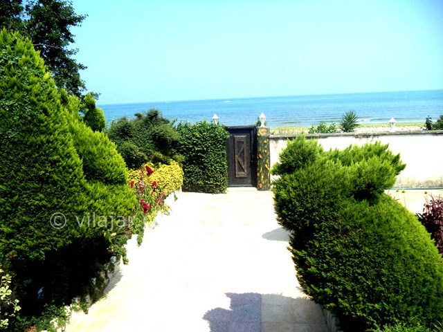 عکس شماره 22705 - ویلا چسبیده به ساحل در رامسر - 