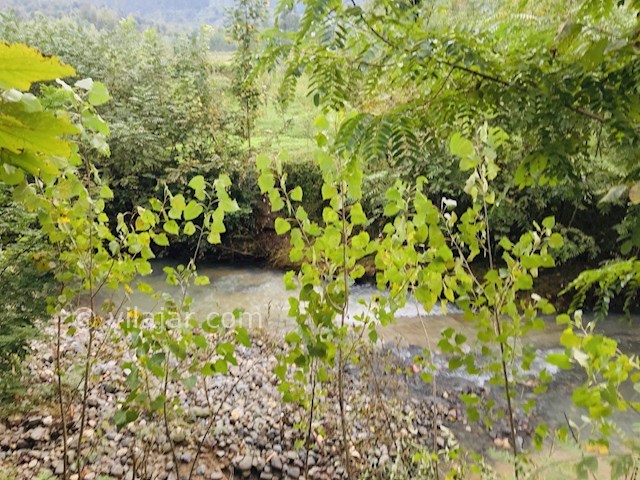 عکس شماره 370767 - اقامتگاه بومگردی نزدیک فومن - 