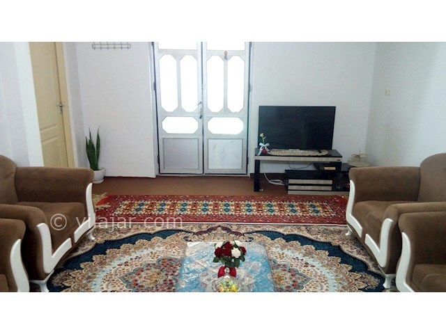 عکس شماره 400267 - خانه حیاط دار در لاهیجان -