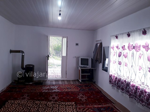 عکس شماره 440571 - اجاره خانه باغ در کلیبر با استخر - پذیرایی