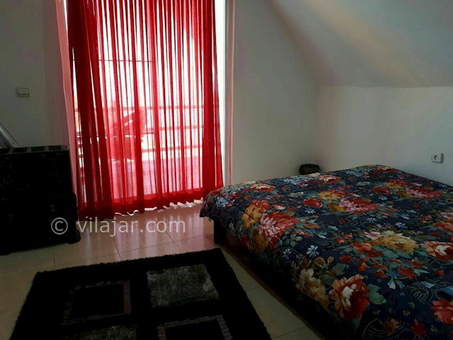 عکس شماره 453991 - اجاره ویلای ساحلی دربست نوشهر - اتاق خواب روبه دریا
