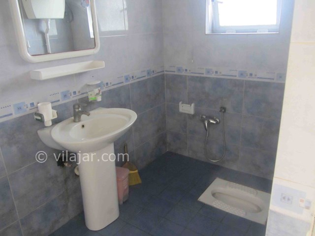 عکس شماره 50351 - 2 خوابه حیاط دار دریا کنار - 