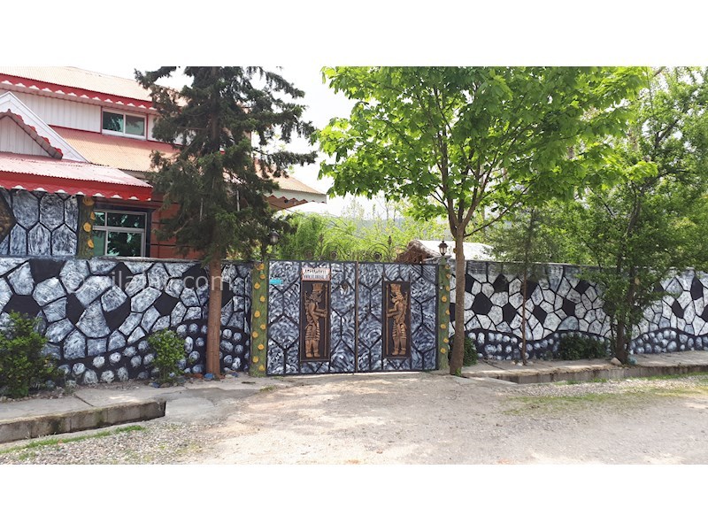 عکس شماره 541866 - اجاره ویلا استخر آبگرم در ماسال - نمای بیرون دروازه ویلا