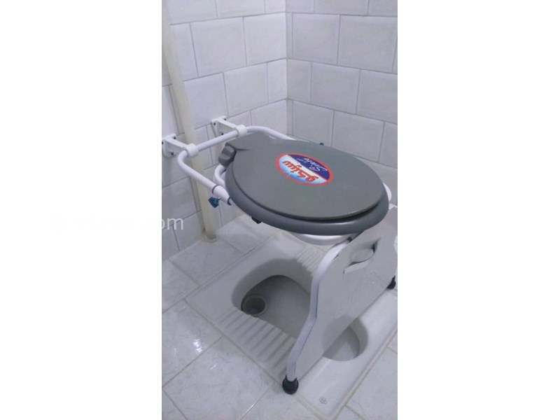 عکس شماره 555708 - اجاره باغ ویلای دربست در تالش - توالت فرنگی سیار در سرویس بهداشتی ویلا