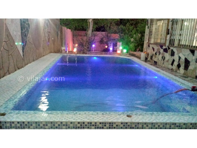 عکس شماره 557008 - اجاره ویلا استخردار نزدیک باغ بهادران - استخر روباز ویلا در باغ بهادران