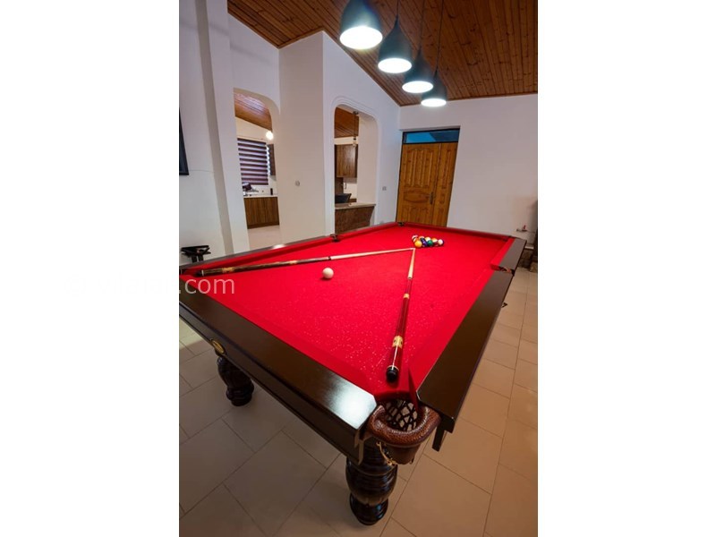 عکس شماره 557615 - اجاره ویلا با استخر در رامسر - میز بیلیارد در ویلا