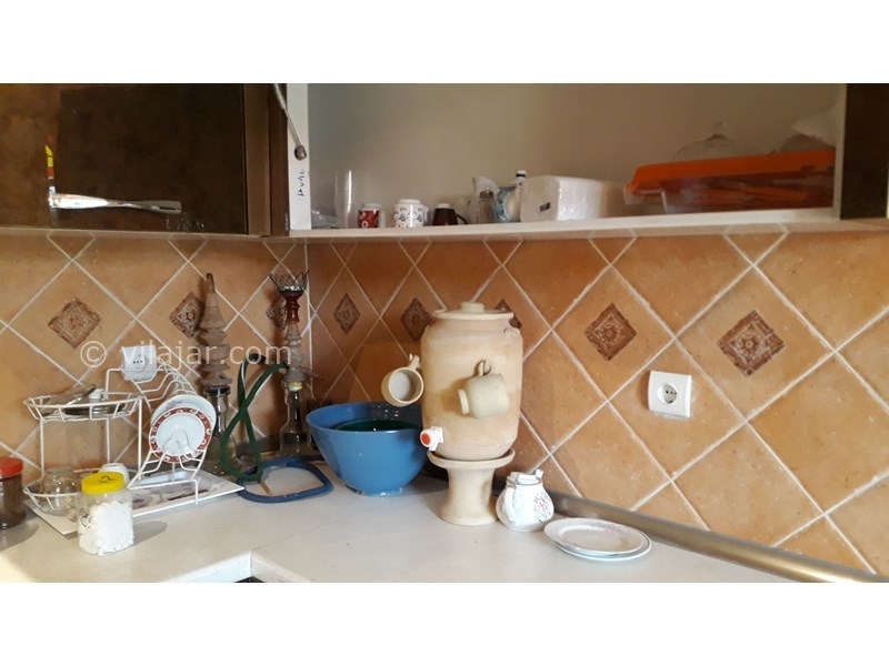 عکس شماره 566702 - اجاره ویلا باغ در اصفهان - نمایی دیگر از کابینت های آشپزخانه