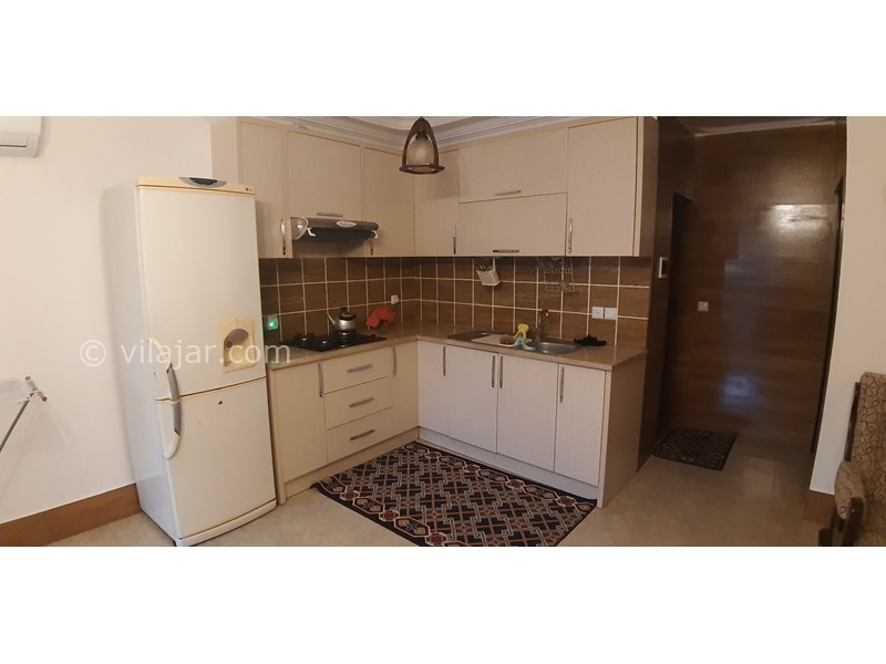 عکس شماره 574439 - اجاره واحد مبله ساحلی در فریدونکنار - آشپزخانه با لوازم آشپزی و ظروف