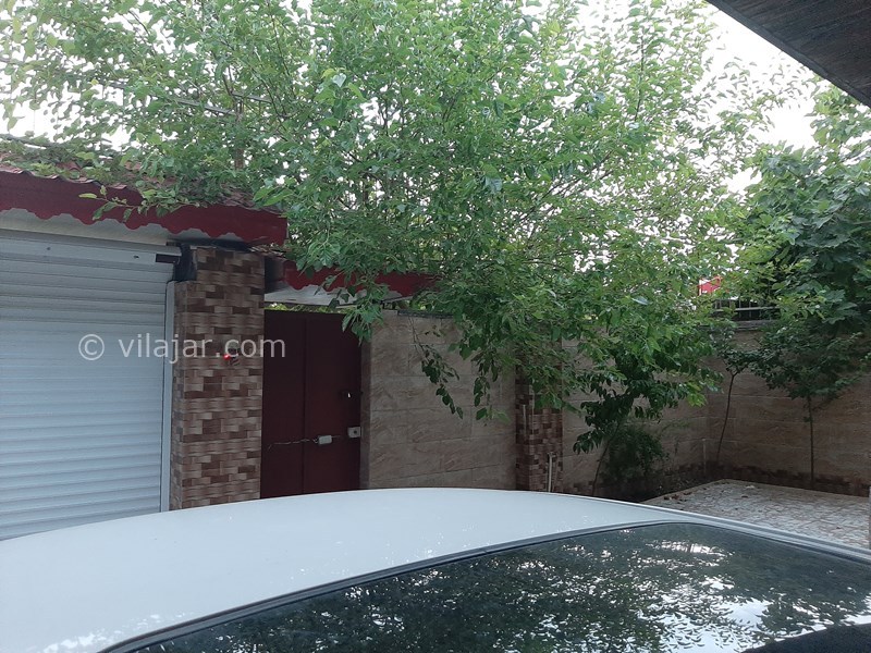 عکس شماره 574975 - اجاره ویلا ساحلی در بندر انزلی - حیاط جلوی ویلا