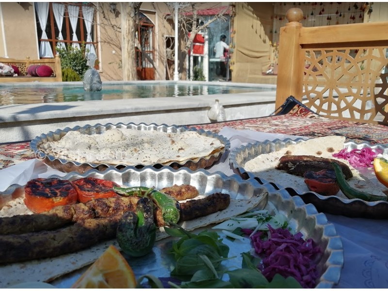 عکس شماره 602243 - اقامتگاه بوم گردی زنده رود - 