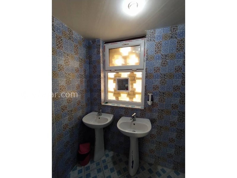 عکس شماره 606055 - اجاره ویلا حاشیه زاینده رود - روشویی واحد دوخوابه