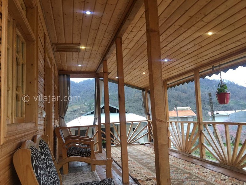 عکس شماره 609008 - اجاره ویلا چوبی در قلعه رودخان - تراس طبقه دوم با چشم انداز زیبا