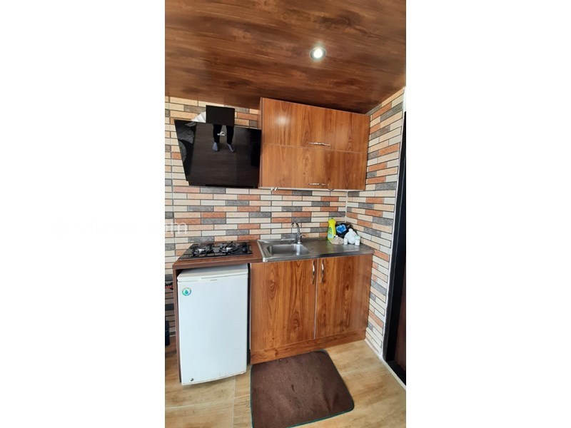 عکس شماره 609473 - اقامتگاه چسبیده به دریا تنکابن - 