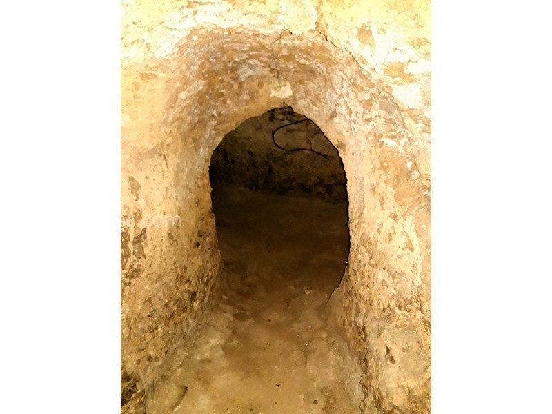 عکس شماره 612942 - اقامتگاه بوم گردی ترلان - زاغه های دستکند در دهکده تاریخی ترخین آباد