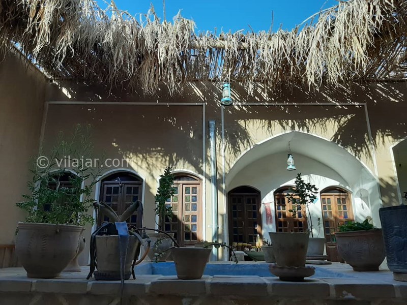 عکس شماره 614656 - اقامتگاه بوم گردی رویای کویر - نمای اتاقهای موسیقی وکرسی